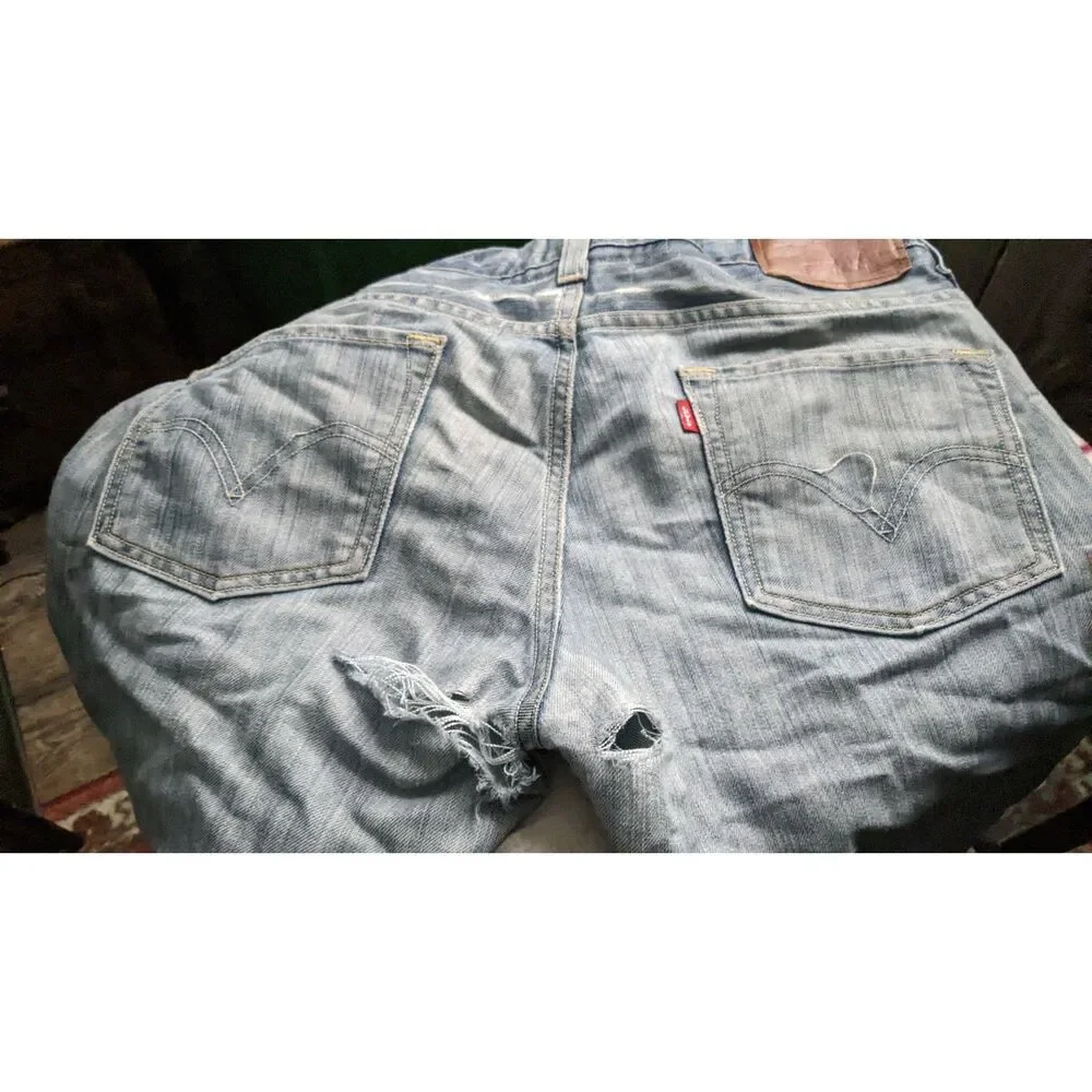 Levi's 511 skinny 34x32 men's medium NOTE distressed seat / gusset